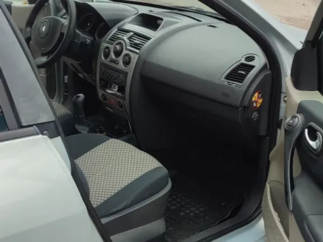 Renault Megane - фото 5