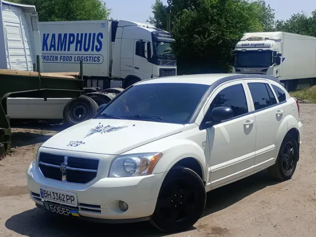 Dodge Caliber - фото 2