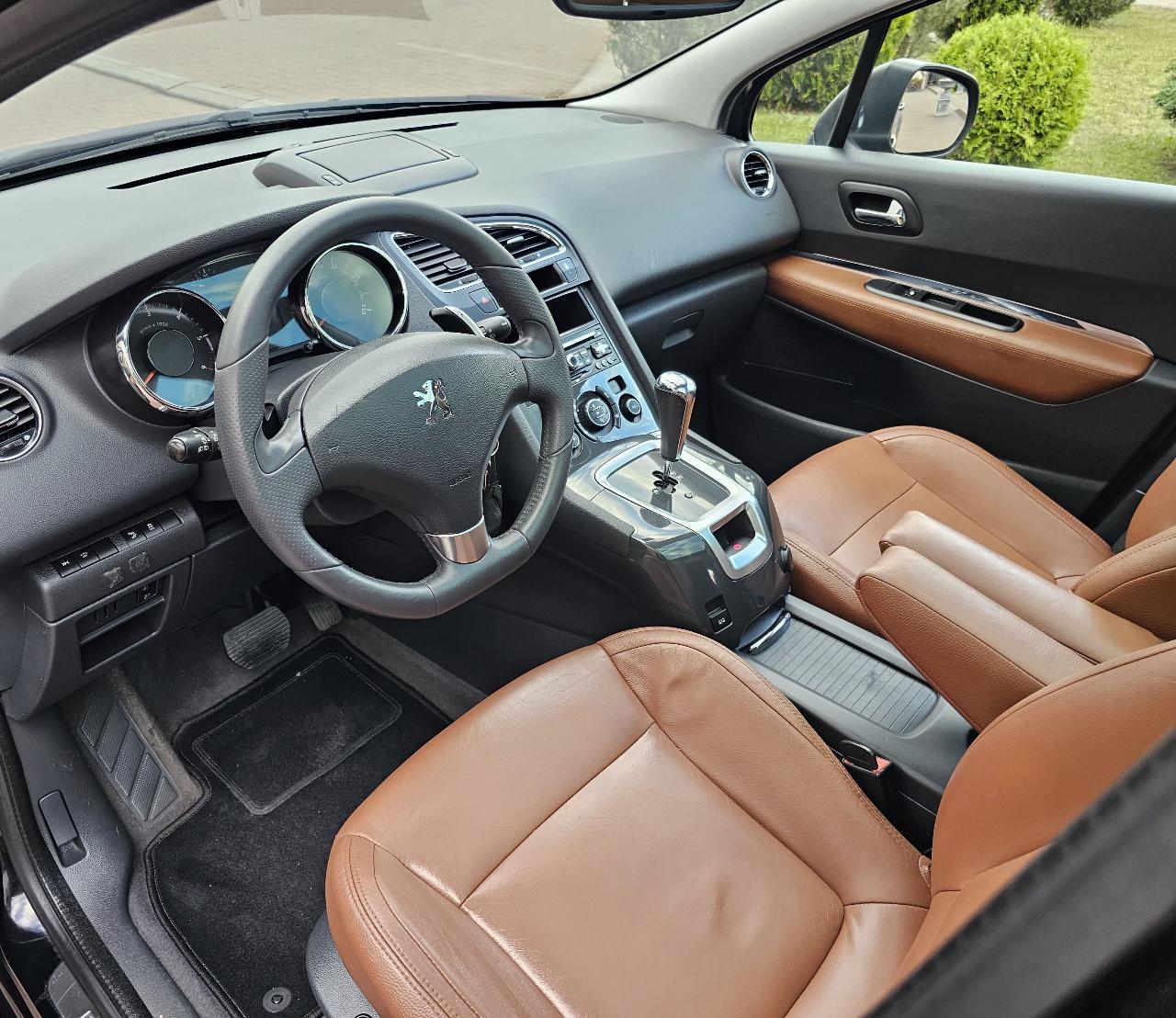 Peugeot 5008 - фото 2