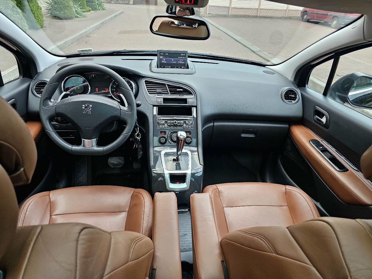 Peugeot 5008 - фото 10