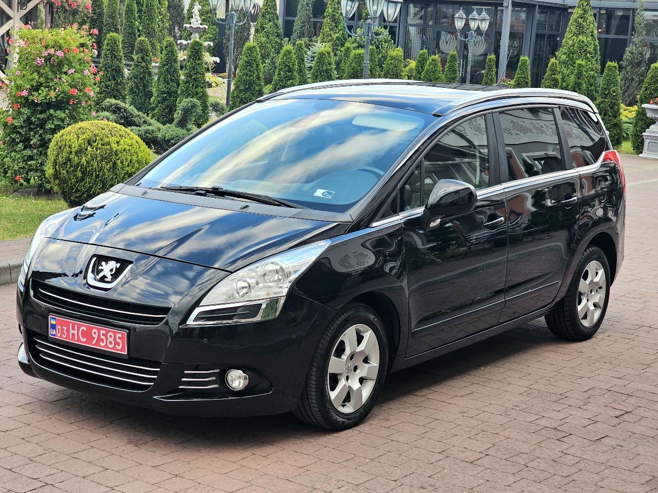 Peugeot 5008 - фото 1