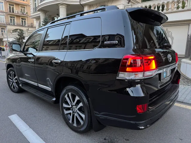 Toyota Land Cruiser - фото 4