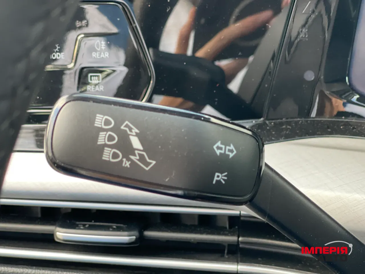 Volkswagen Golf - фото 27