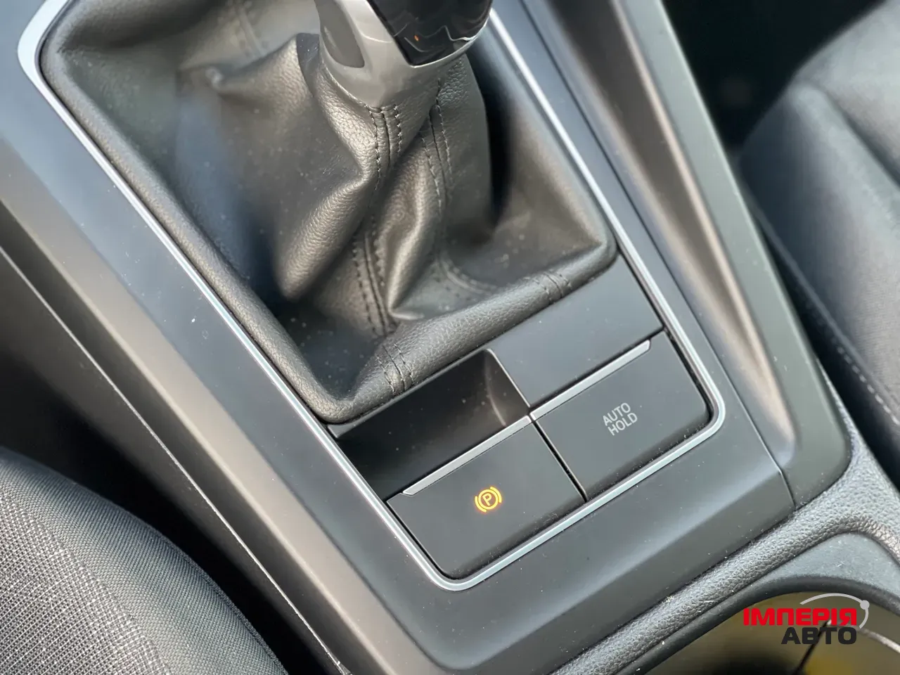 Volkswagen Golf - фото 23