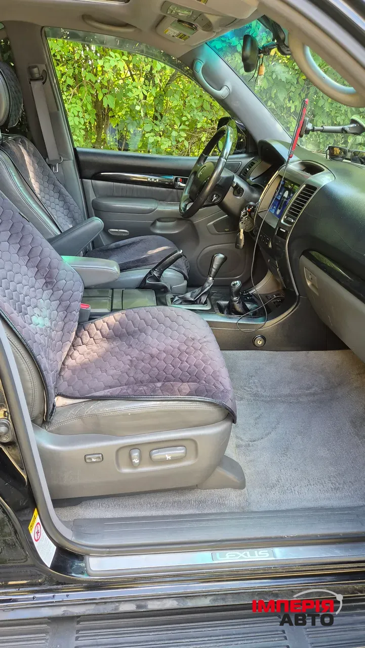 Lexus GX - фото 7