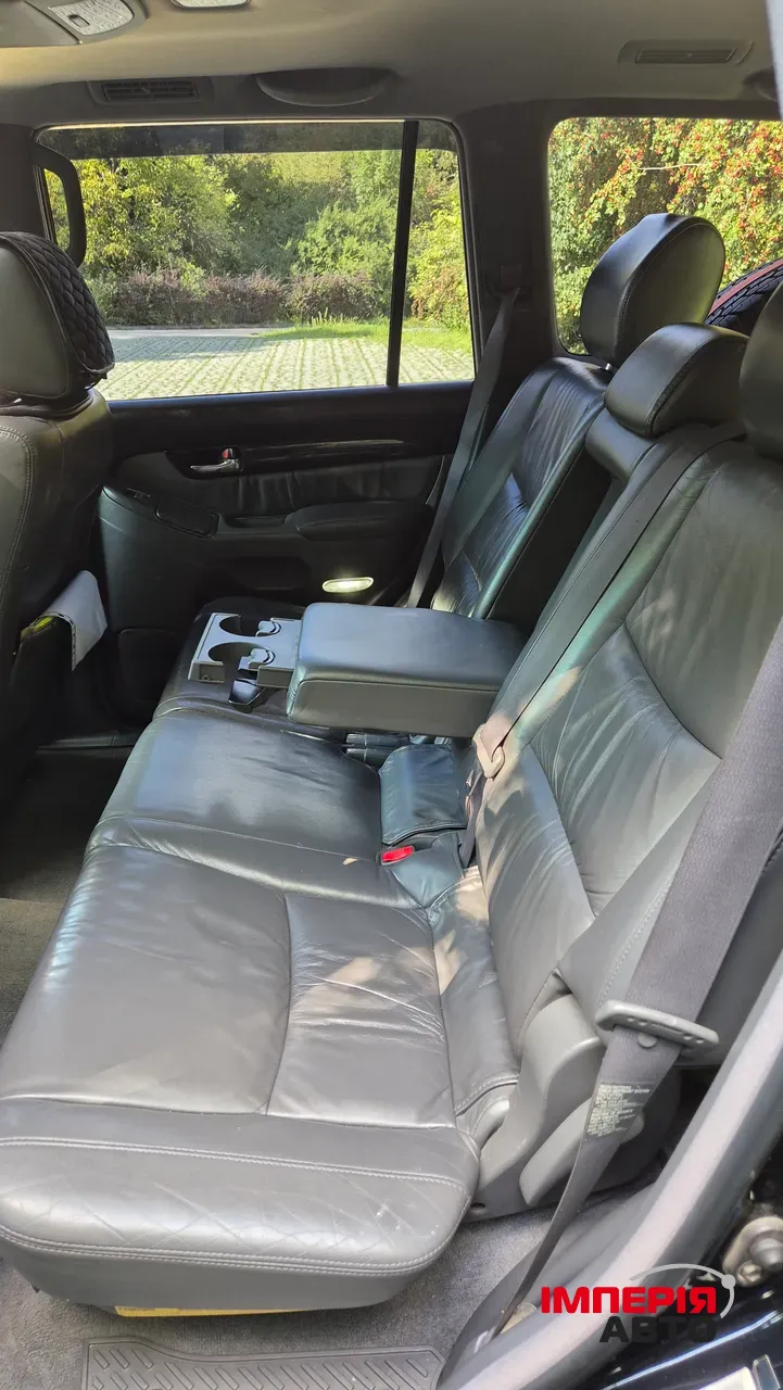 Lexus GX - фото 11