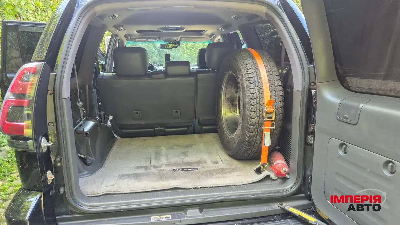 Lexus GX - фото 12