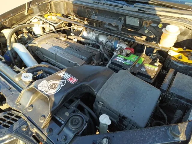 Mitsubishi Outlander - фото 4