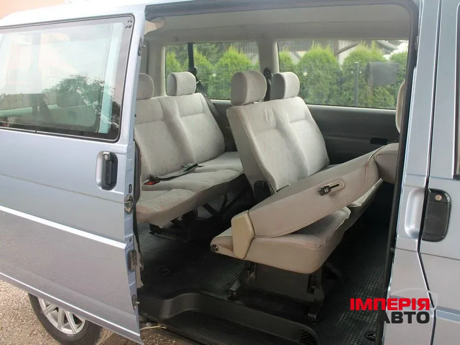 Volkswagen Transporter - фото 2