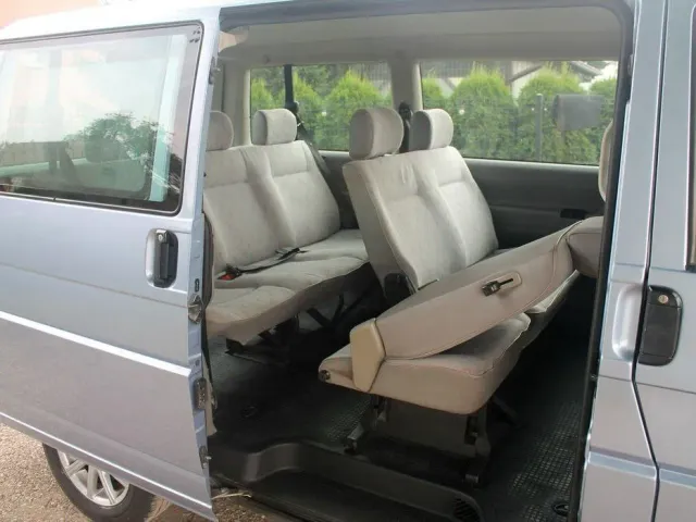 Volkswagen Transporter - фото 2