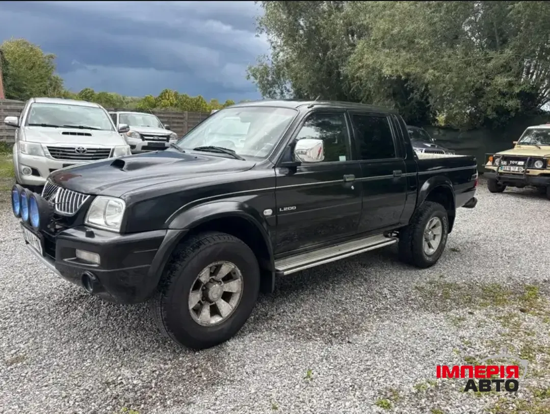 Mitsubishi L200 - фото 4