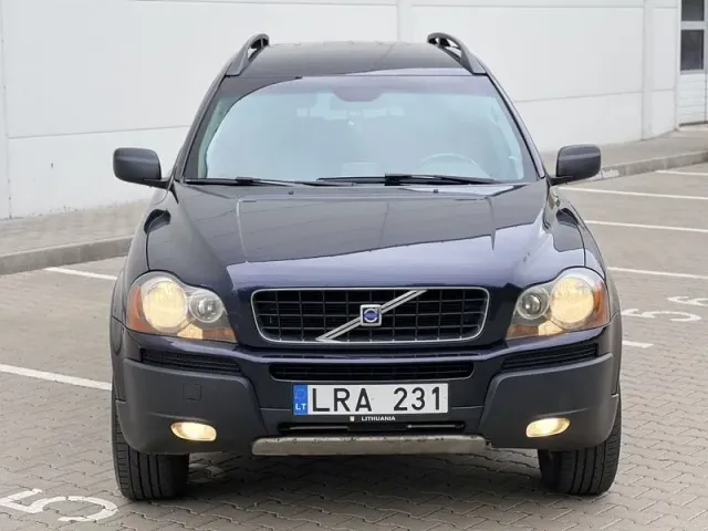 Volvo XC90 - фото 1