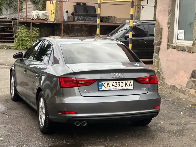 Audi A3 - фото 5