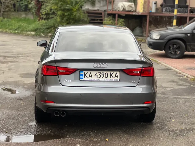 Audi A3 - фото 3