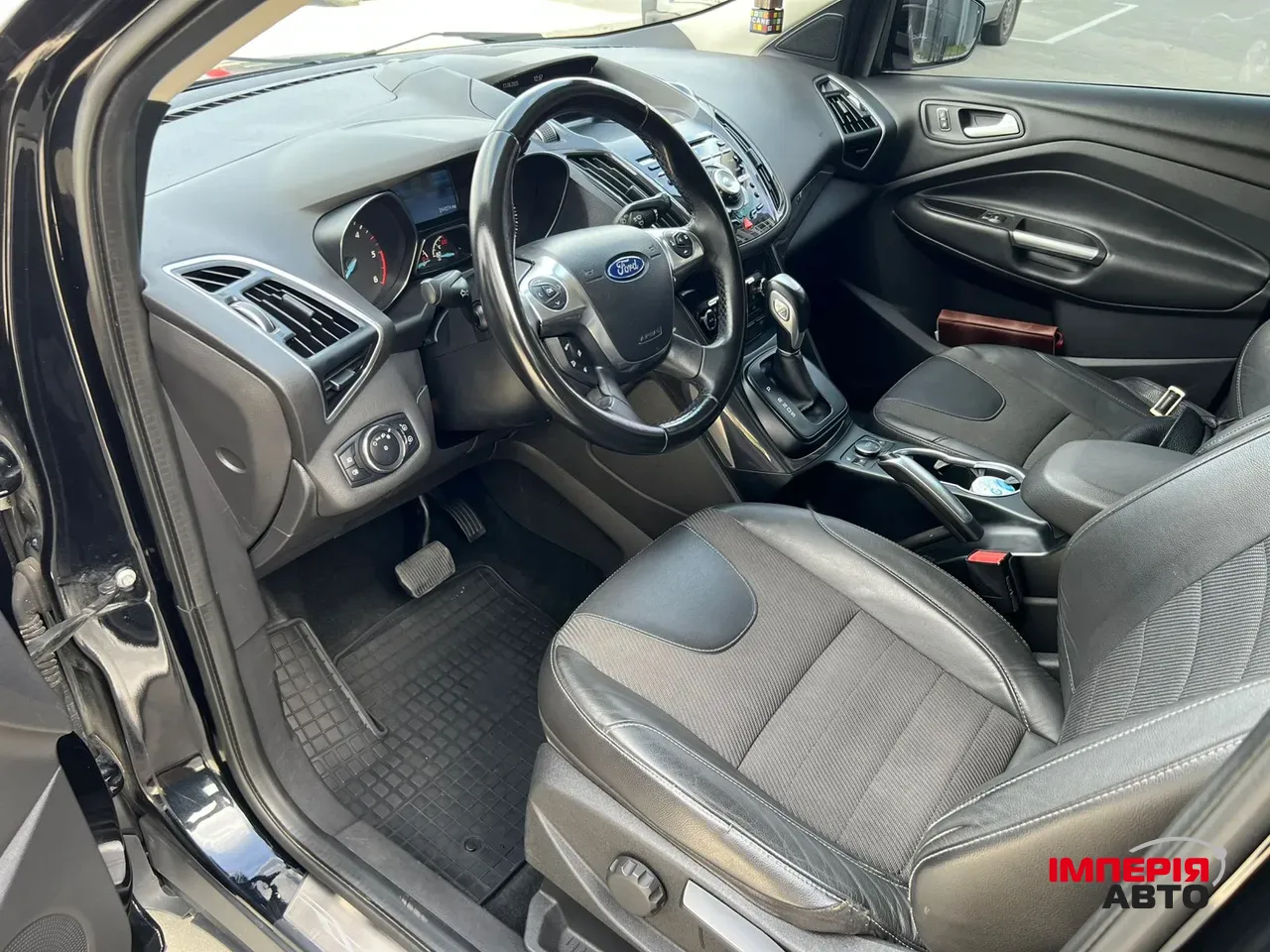 Ford Kuga - фото 23