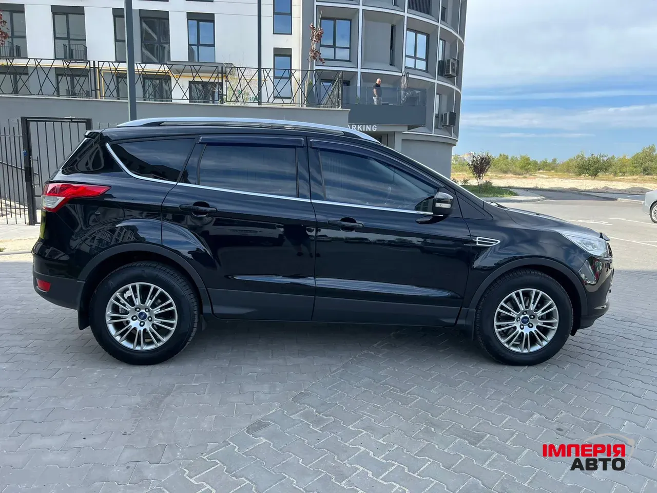 Ford Kuga - фото 6