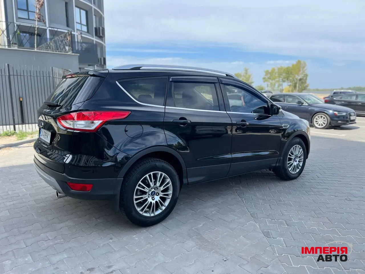 Ford Kuga - фото 7