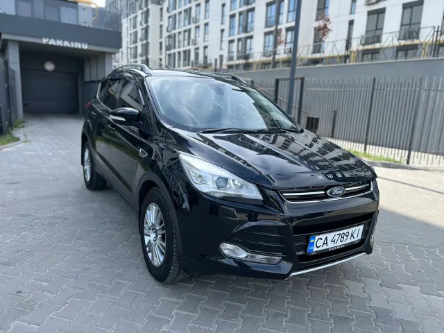 Ford Kuga - фото 3