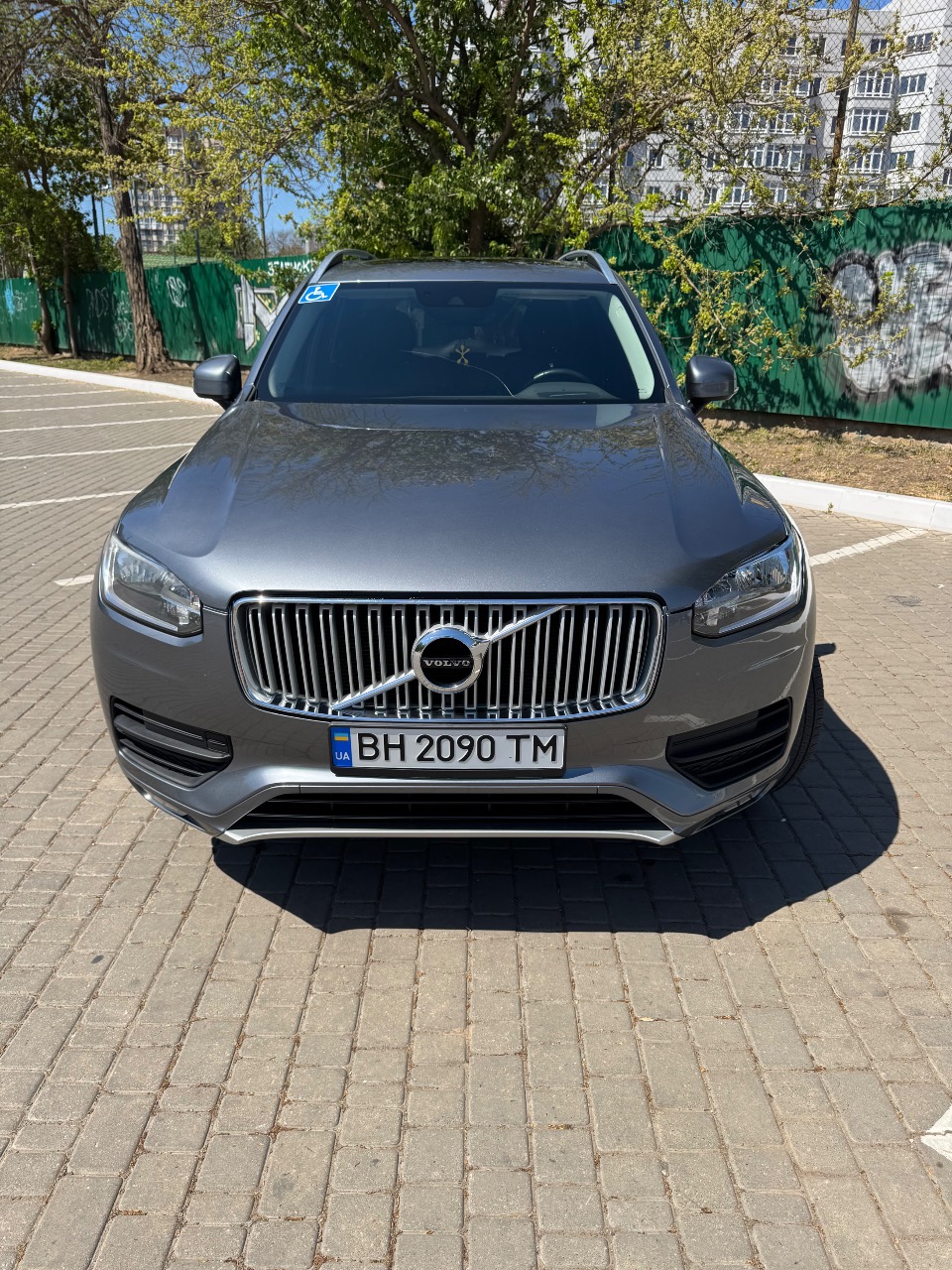 Volvo XC90 - фото 1