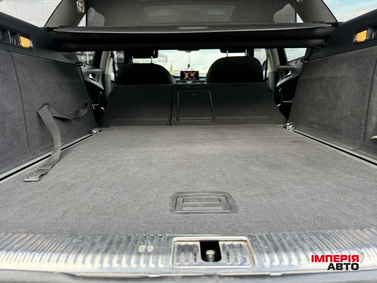 Audi A6 - фото 18