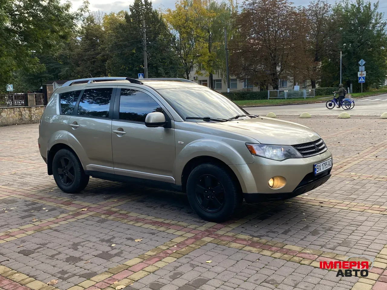 Mitsubishi Outlander - фото 6