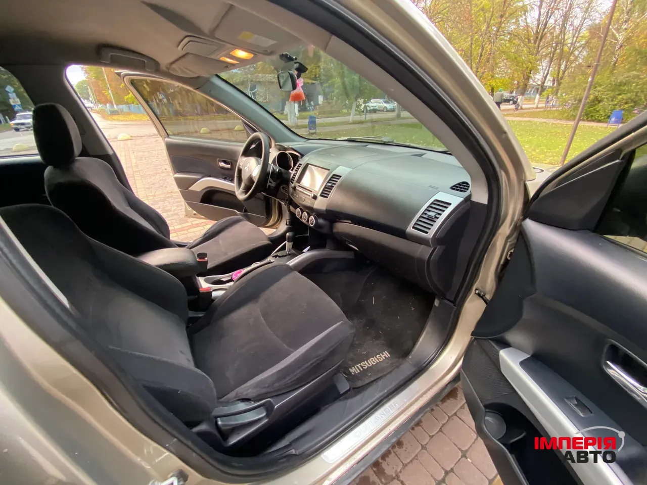 Mitsubishi Outlander - фото 17