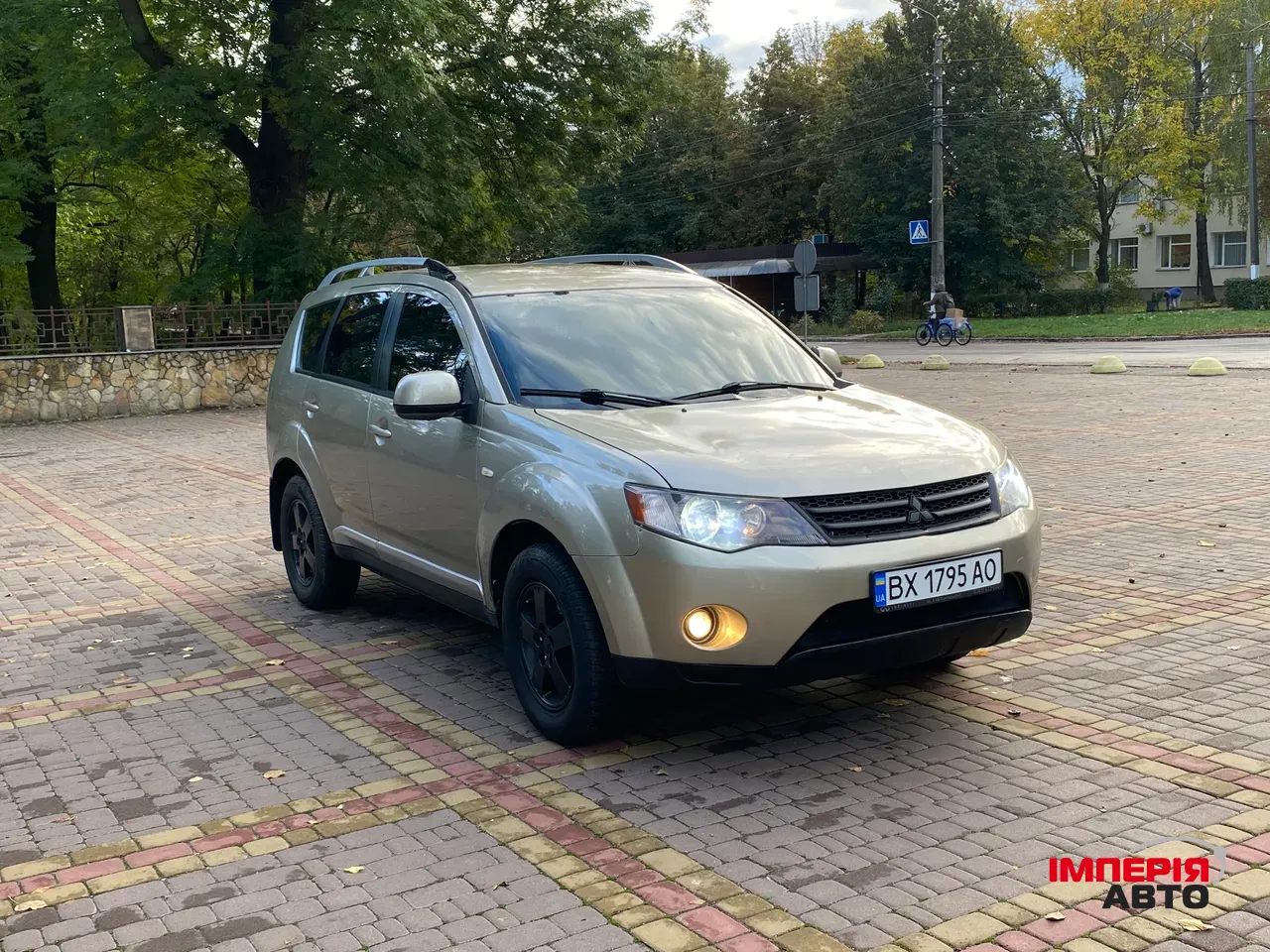 Mitsubishi Outlander - фото 13