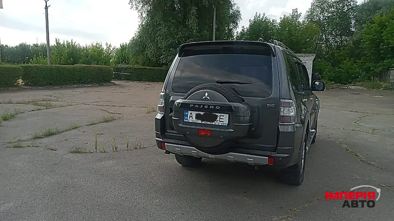 Mitsubishi Pajero - фото 5