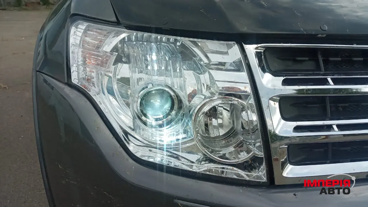 Mitsubishi Pajero - фото 18