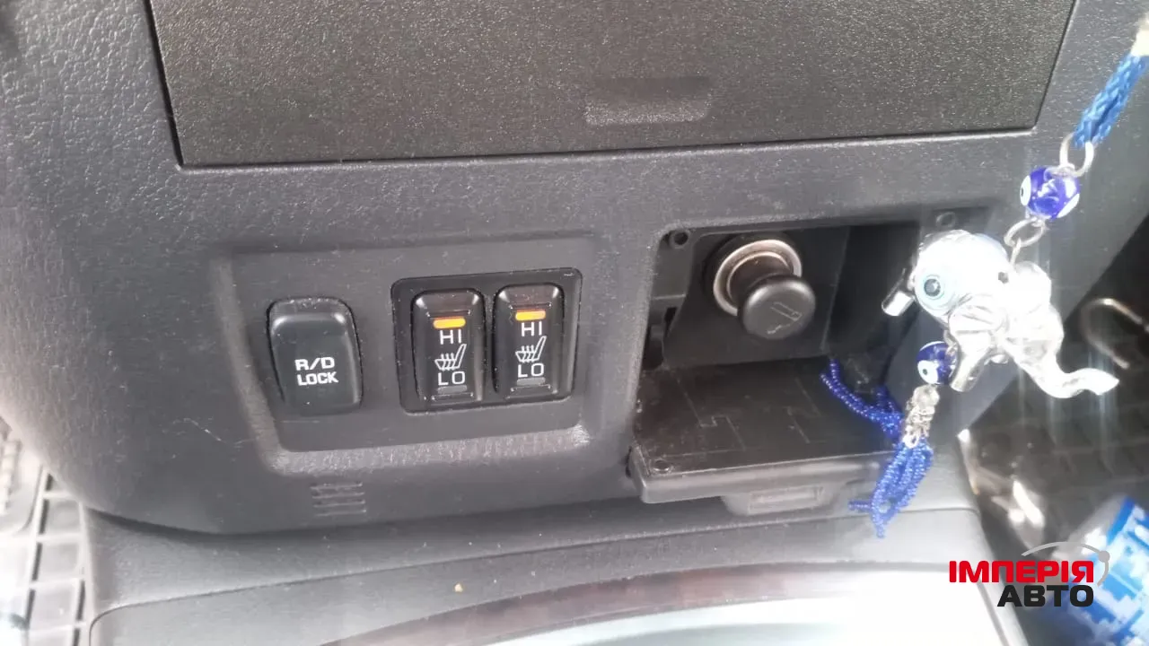 Mitsubishi Pajero - фото 20
