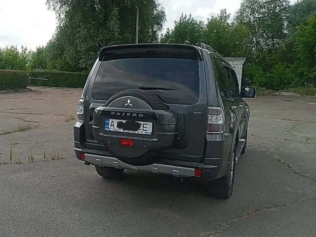 Mitsubishi Pajero - фото 5