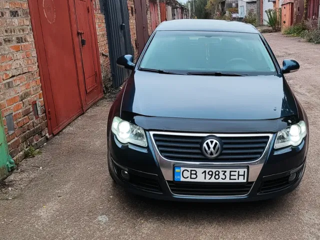 Volkswagen Passat - фото 2