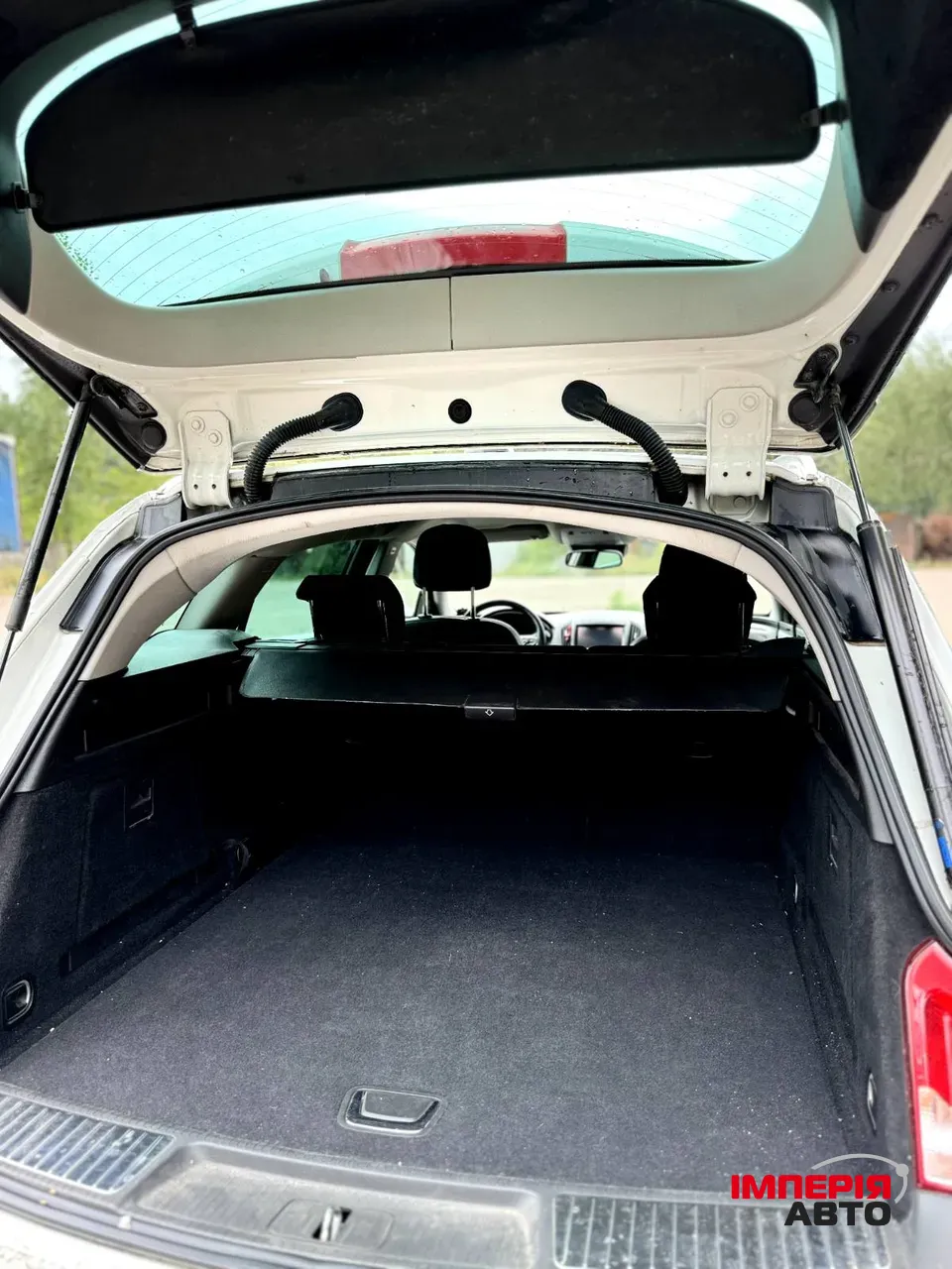 Opel Insignia - фото 11