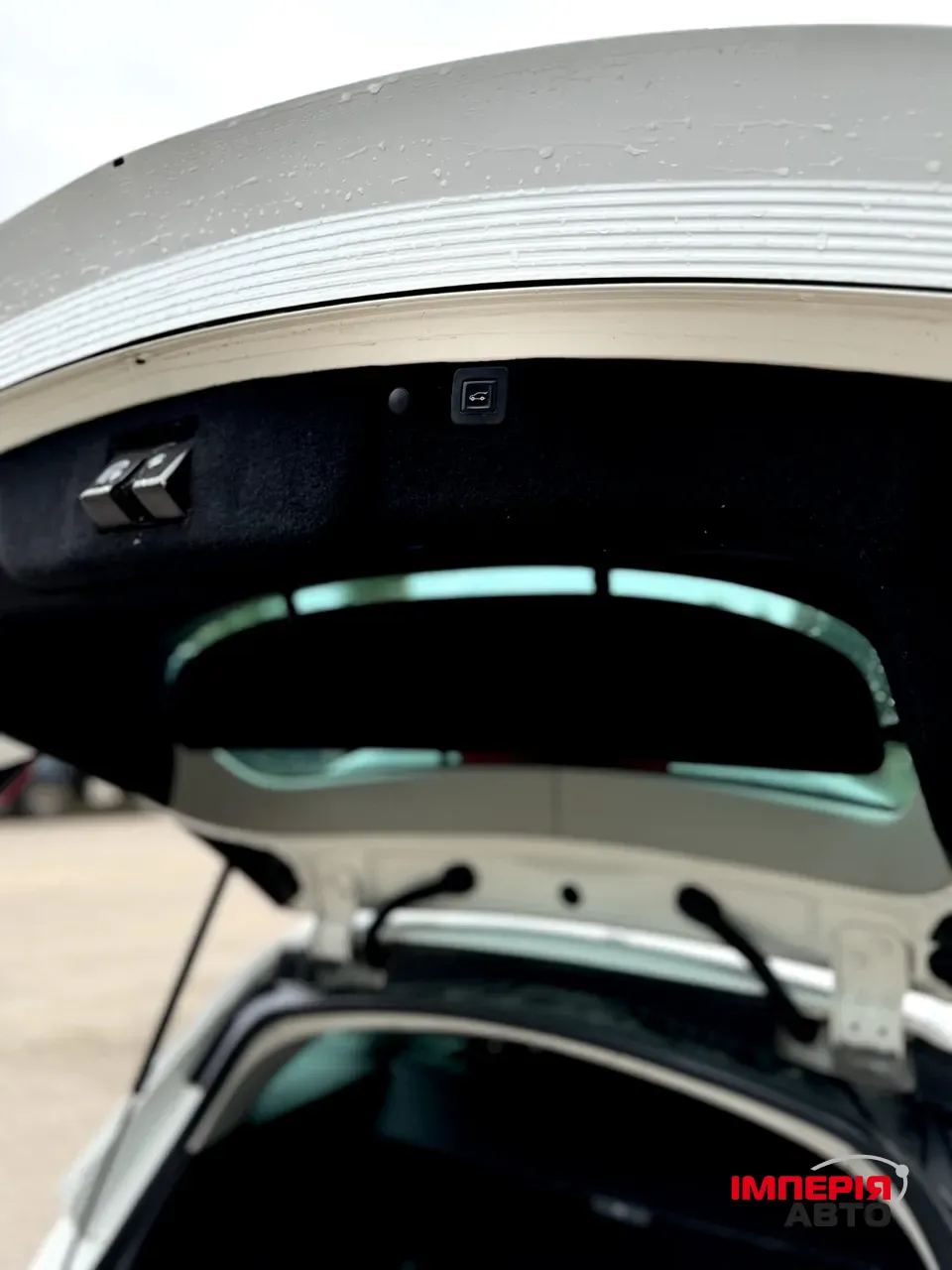 Opel Insignia - фото 4