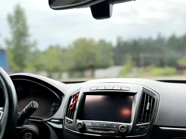 Opel Insignia - фото 2