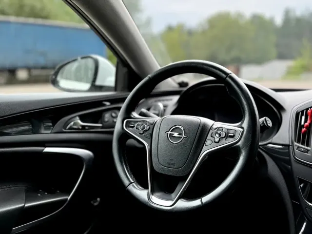 Opel Insignia - фото 5