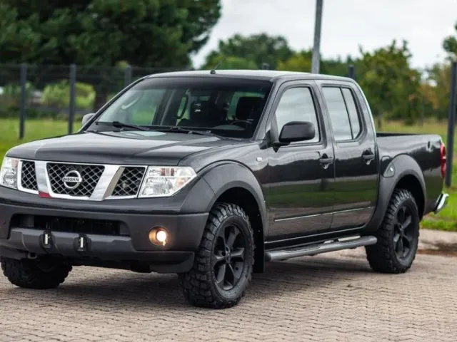 Nissan Navara (Frontier) - фото 1