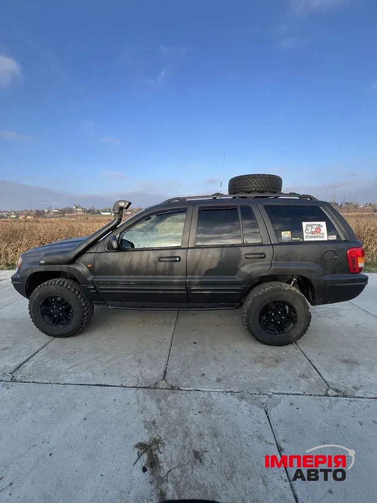 Jeep Grand Cherokee - фото 3