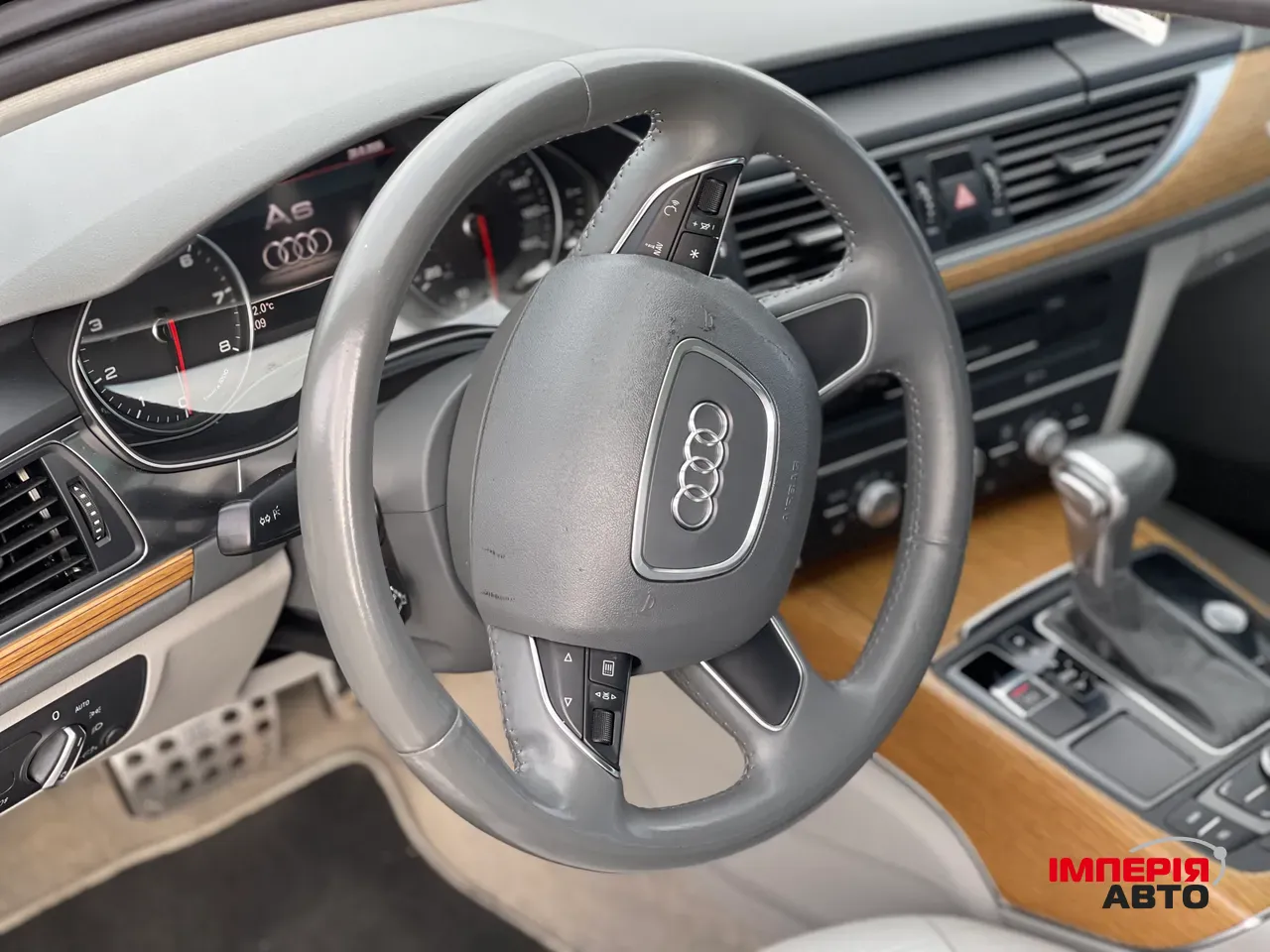 Audi A6 - фото 18