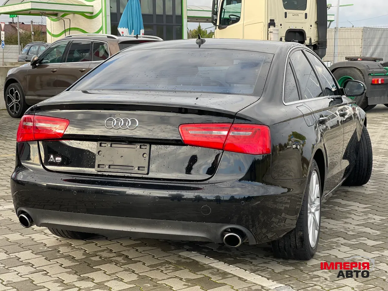 Audi A6 - фото 7