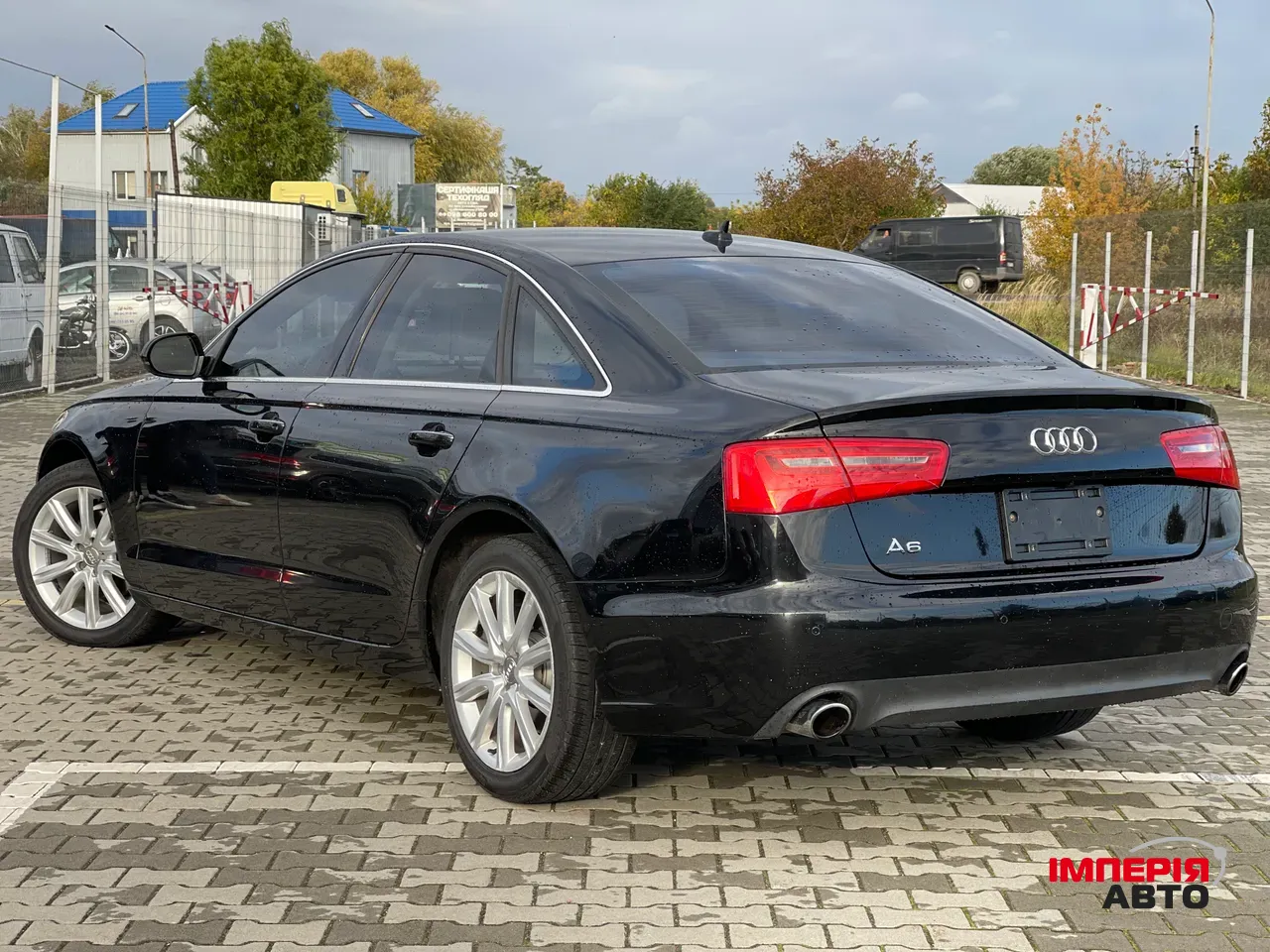 Audi A6 - фото 9