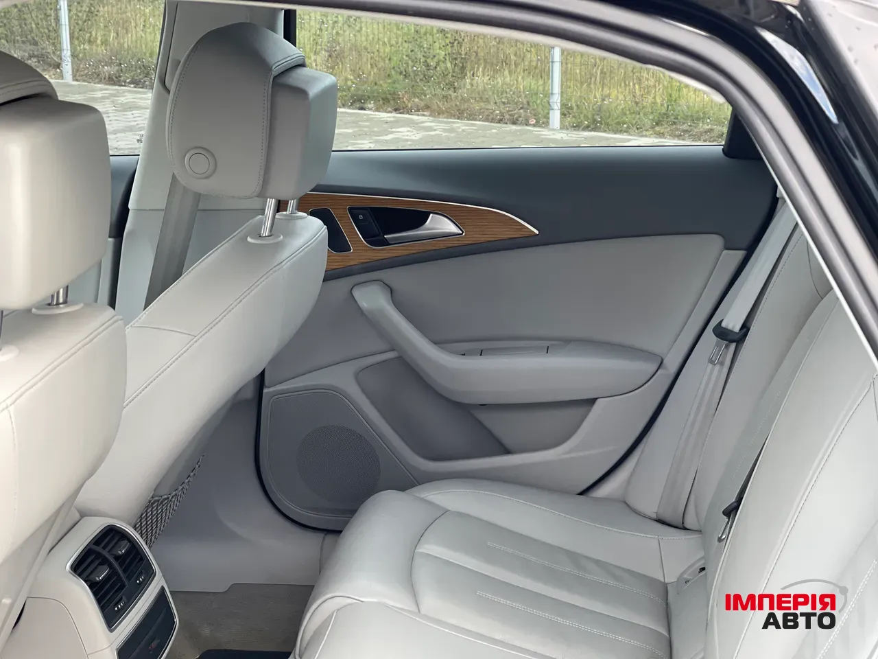 Audi A6 - фото 32