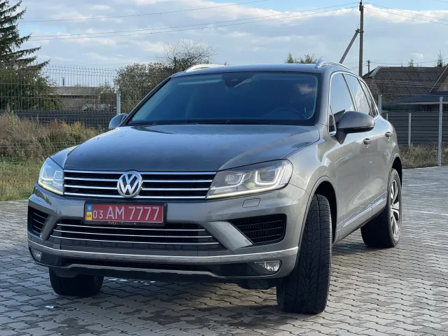 Volkswagen Touareg - фото 3