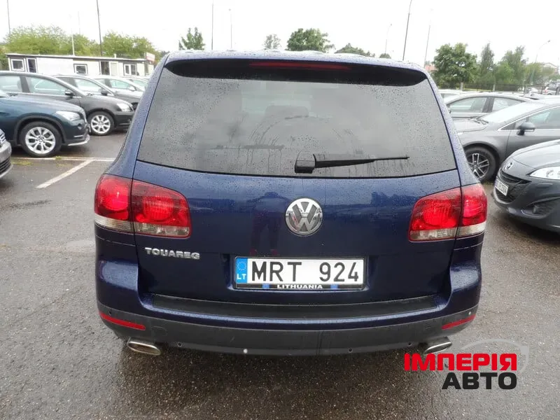 Volkswagen Touareg - фото 7