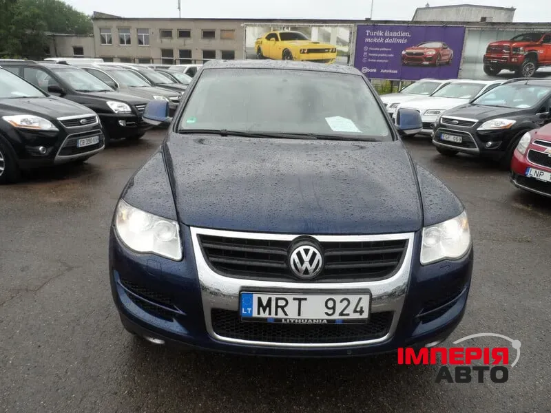 Volkswagen Touareg - фото 9