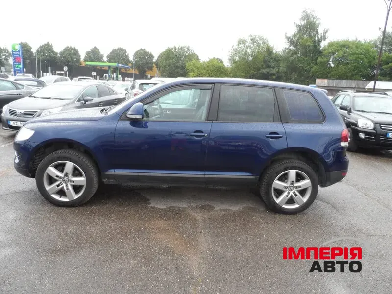 Volkswagen Touareg - фото 10