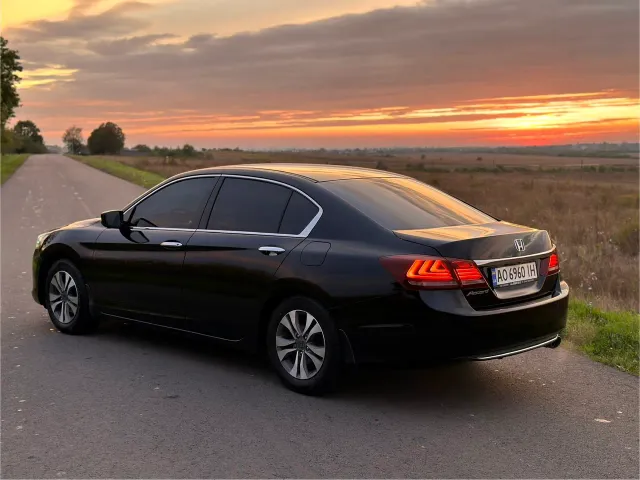 Honda Accord - фото 4