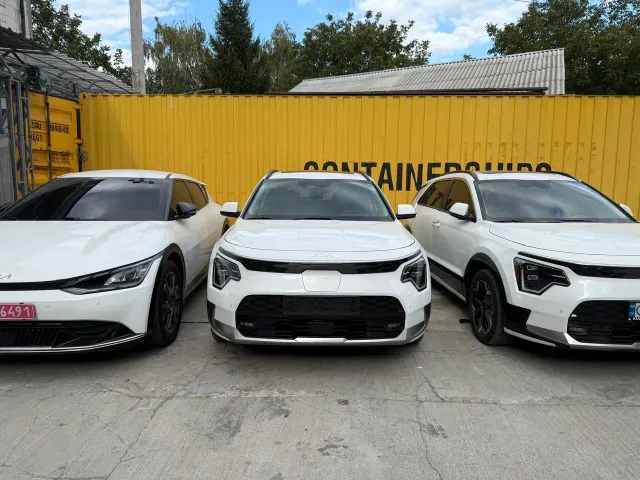 Kia Niro - фото 1