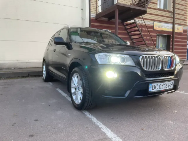 BMW X3 - фото 1