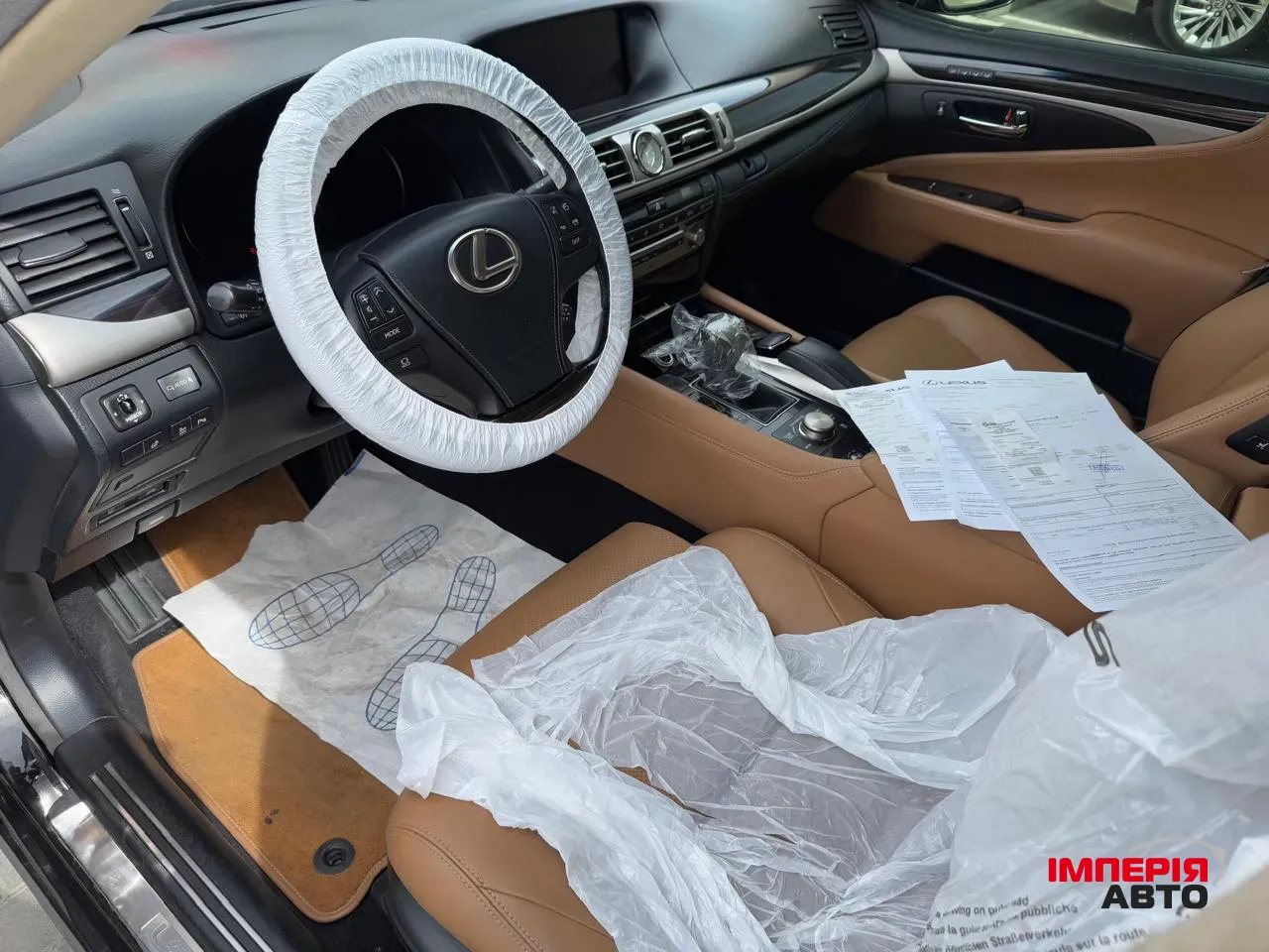 Lexus LS - фото 33